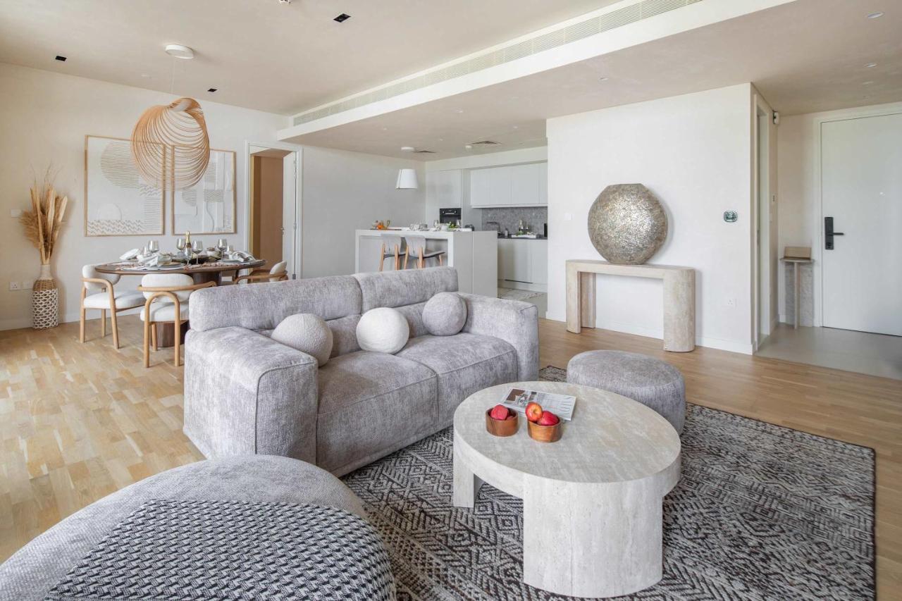 Frank Porter - Bluewaters Residences 5 - 5