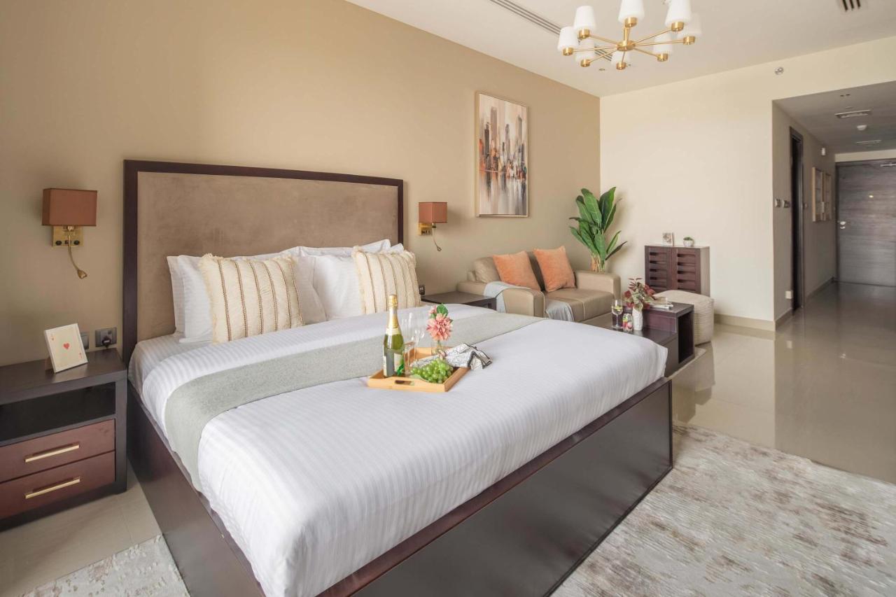 Frank Porter - Dt1 Tower, Downtown Dubai - 4