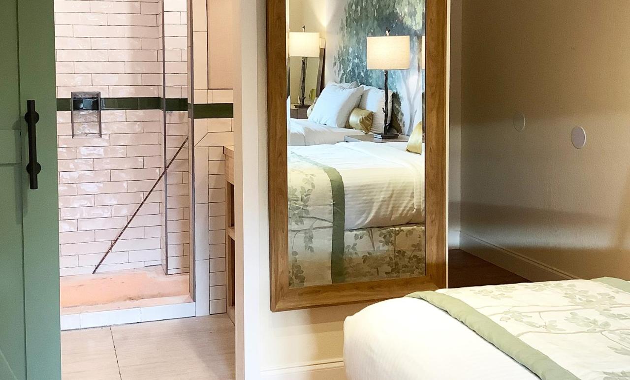 Arbors at Island Landing Hotel & Suites — photo 18