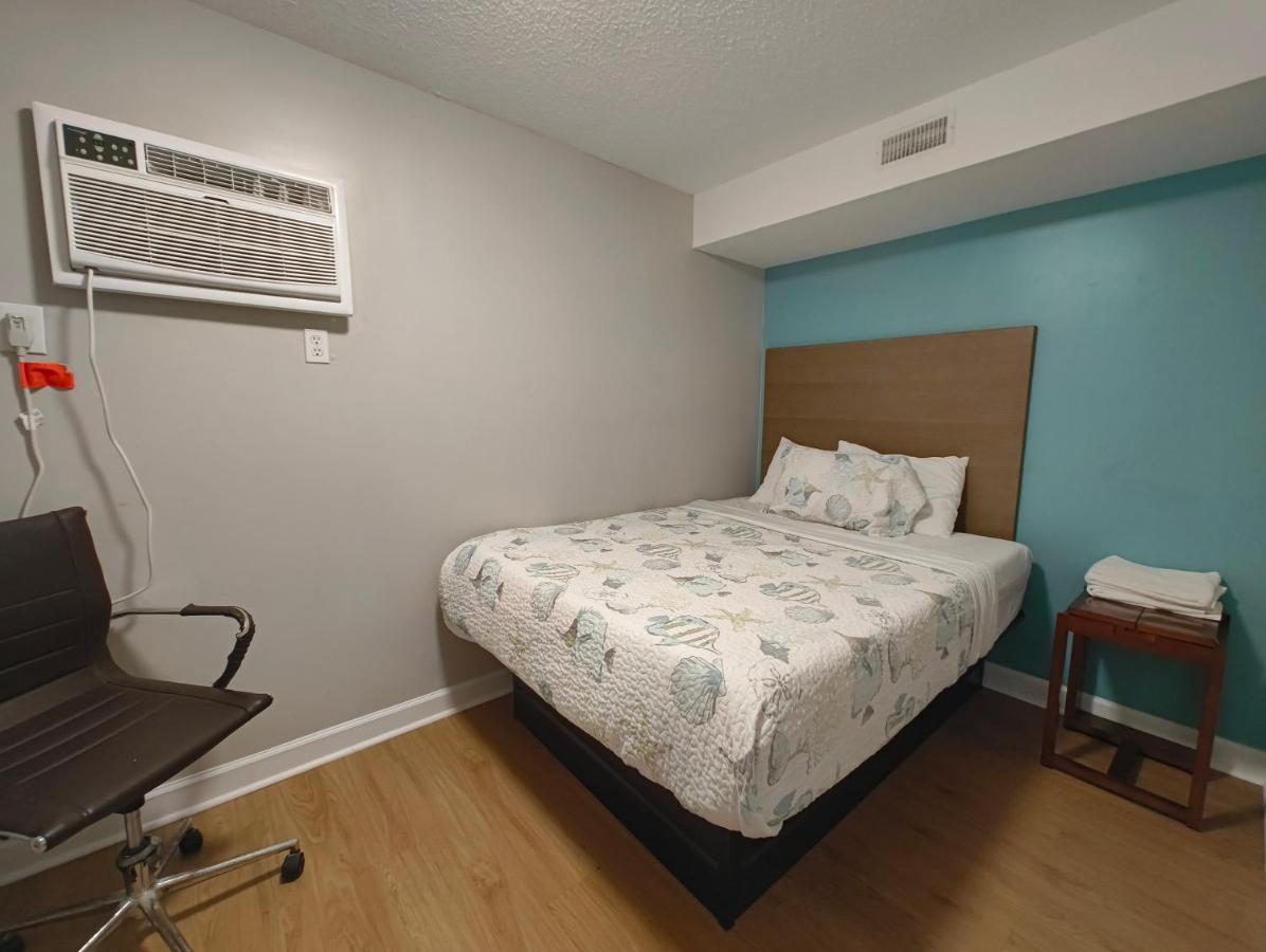 Sand Dollar Motel — photo 13
