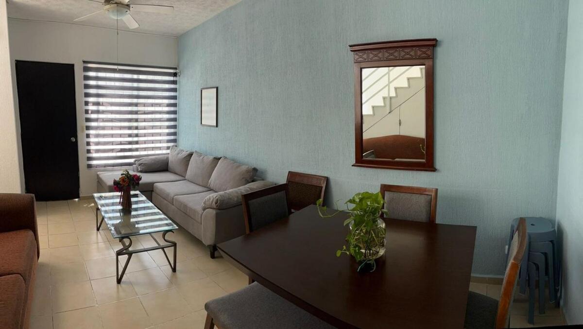 Casa para 7, con clima y con albreca en fraccionamiento privado