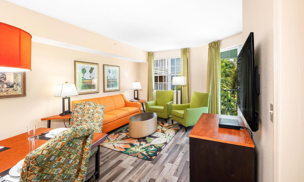 Mizner Place at Weston Town Center, Fort Lauderdale — photo 1