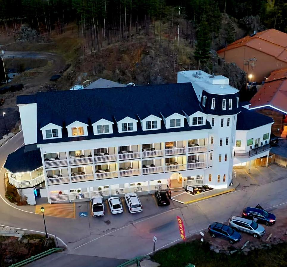 Roosevelt Inn Mount Rushmore — photo 1