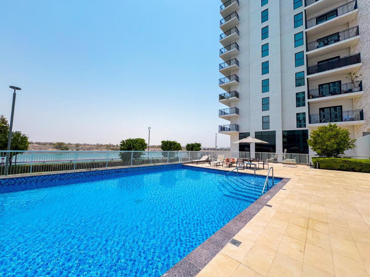 One Bedroom Apartment on Yas Island Near Yas Mall & Theme Parks - 4