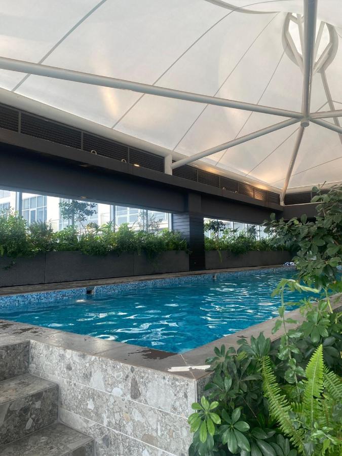 Trendy Suite with Gym Pool CoWork - 3