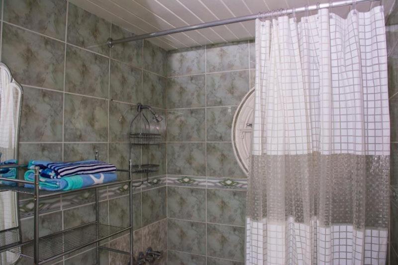 Deluxe Columbus Heights - 3