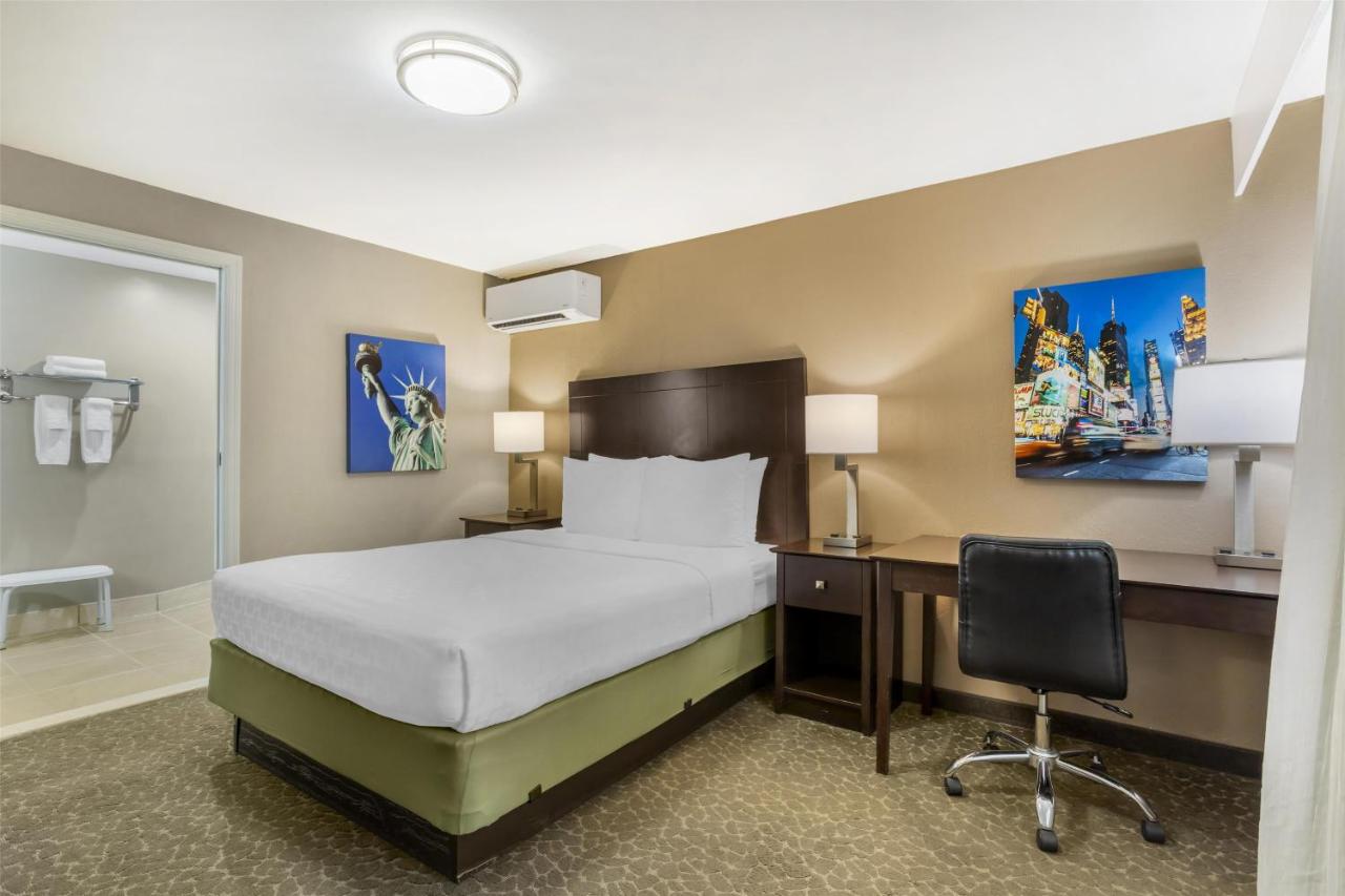 Best Western Fort Lee - 2