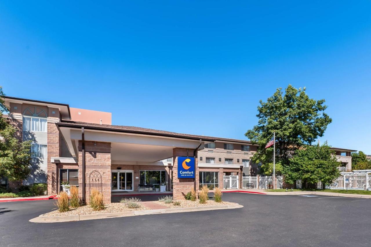 Image: Comfort Inn & Suites Boulder