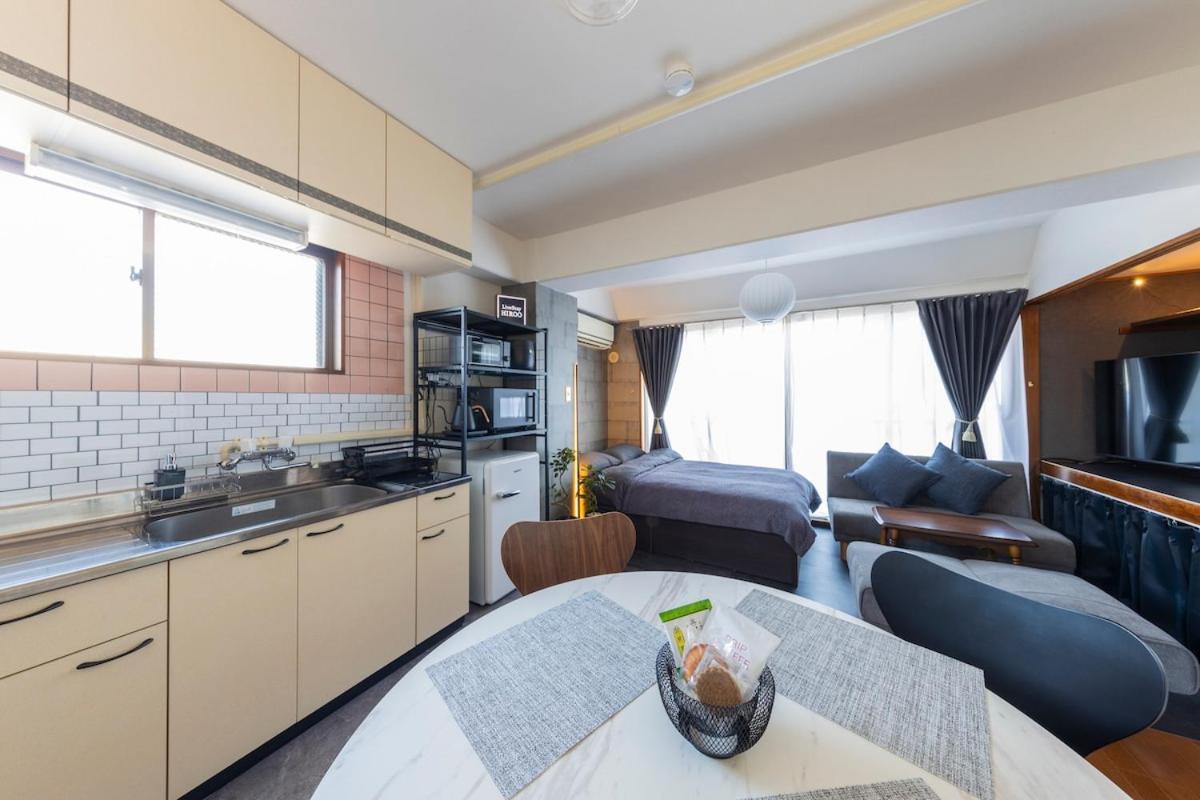 LiveStay HIROO - 1BR and Cozy Living Area, 5th floor NO elevator, 34m2, 1-3 ppl, Hiroo Area, from Stn 10 min to Shibuya - 4