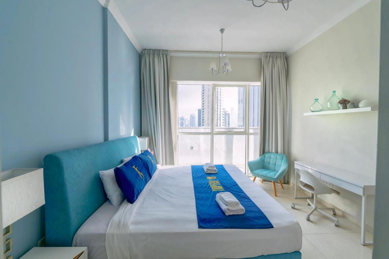 Dunya Tower 1BR Heart of Dubai Downtown - 2