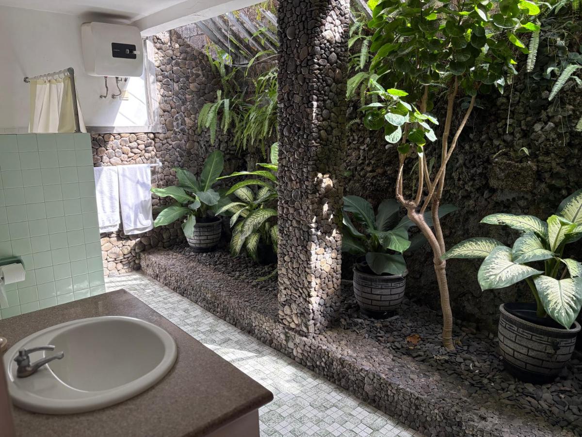 Raja Gardens Hotel - 3