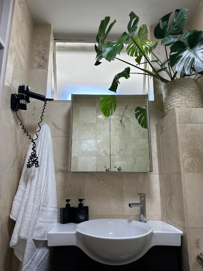 Vibey Kloof Street Retreat - 3