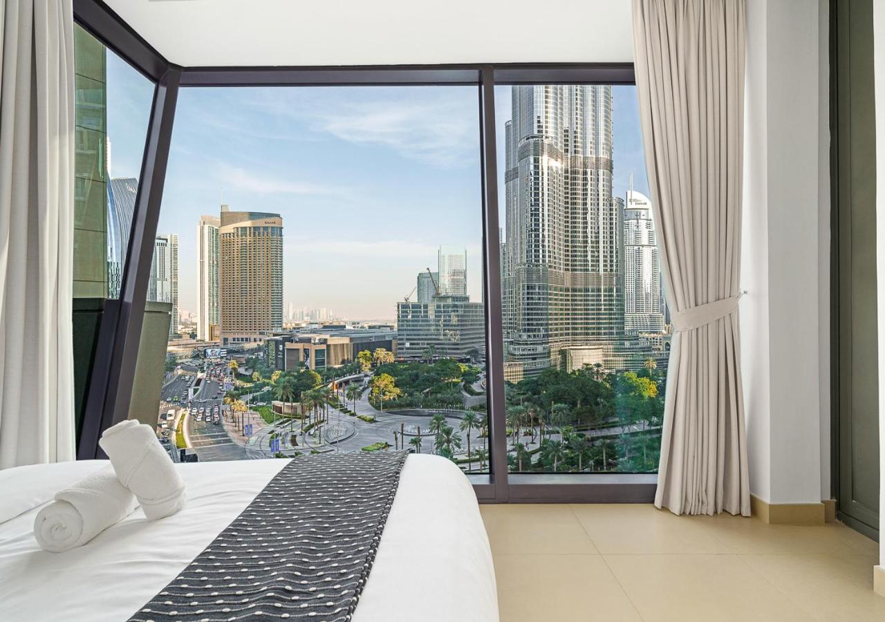 Royal Vista - Luxury 2BR Apartment with Burj Khalifa View at Burj Vista - Downtown - 2