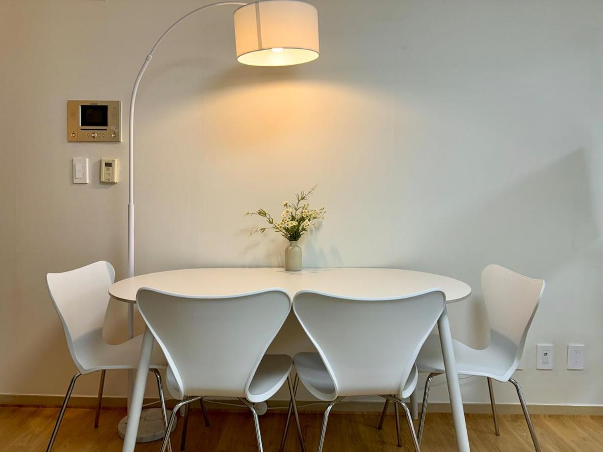 Healing stay just 3 minutes on foot from Gwanghwamun, within walking distance to Myeongdong, Gyeongbokgung, and Insadong - 5