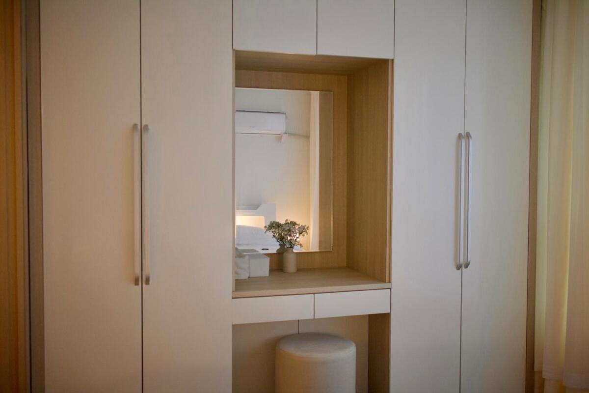 Healing stay just 3 minutes on foot from Gwanghwamun, within walking distance to Myeongdong, Gyeongbokgung, and Insadong - 4