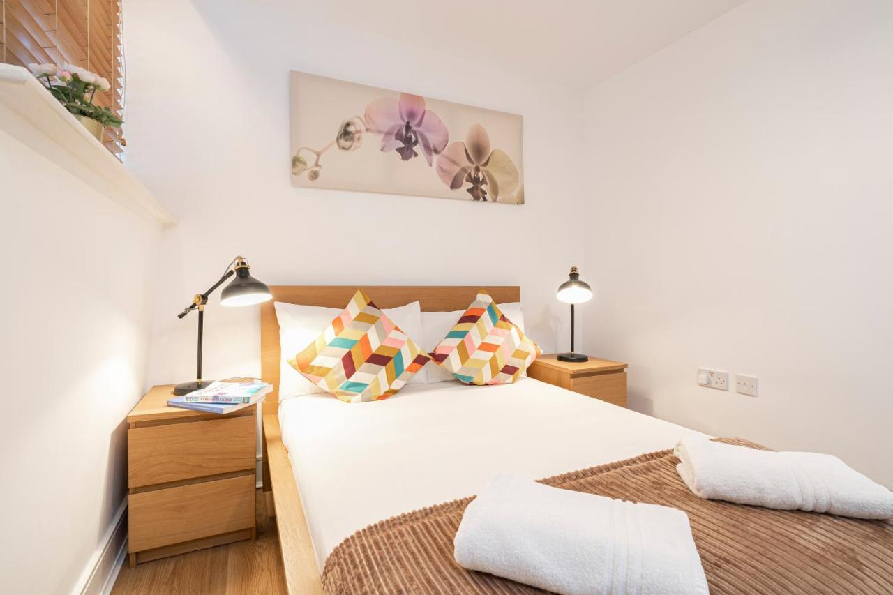 Farringdon Apartments - 2