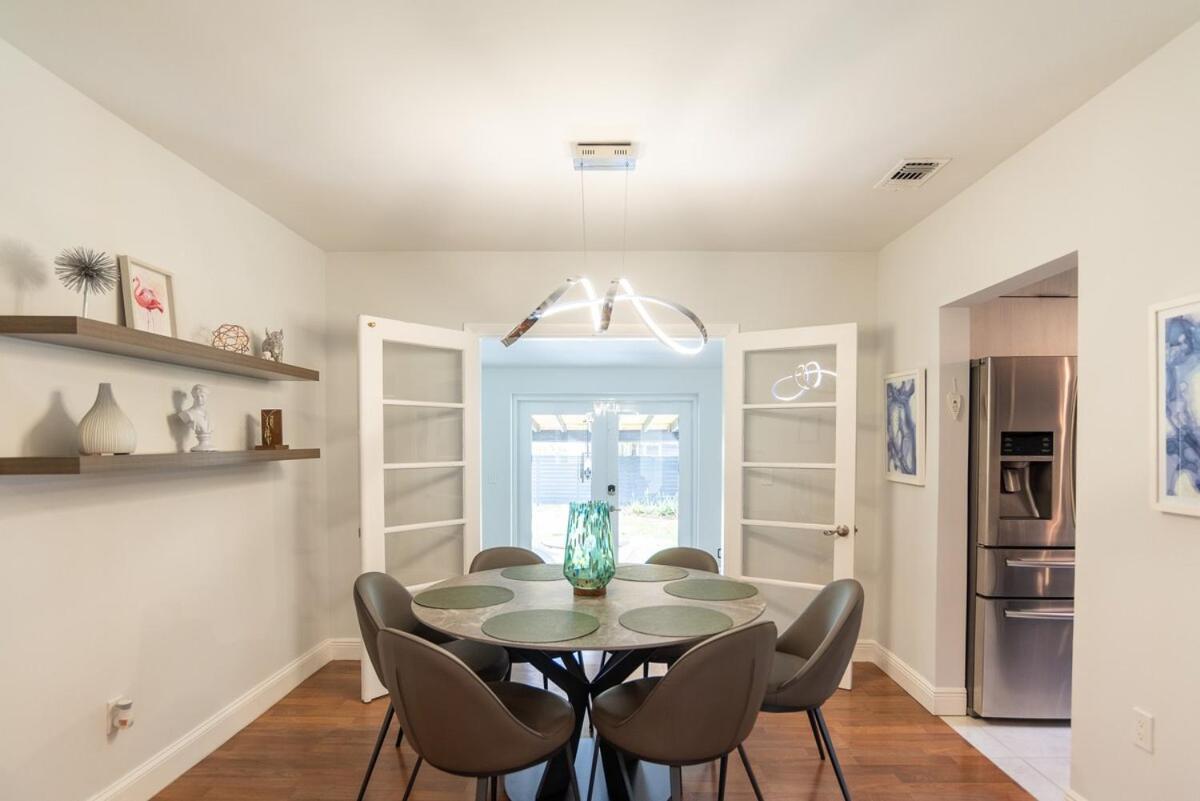 Urban Escapes Holidays - 2