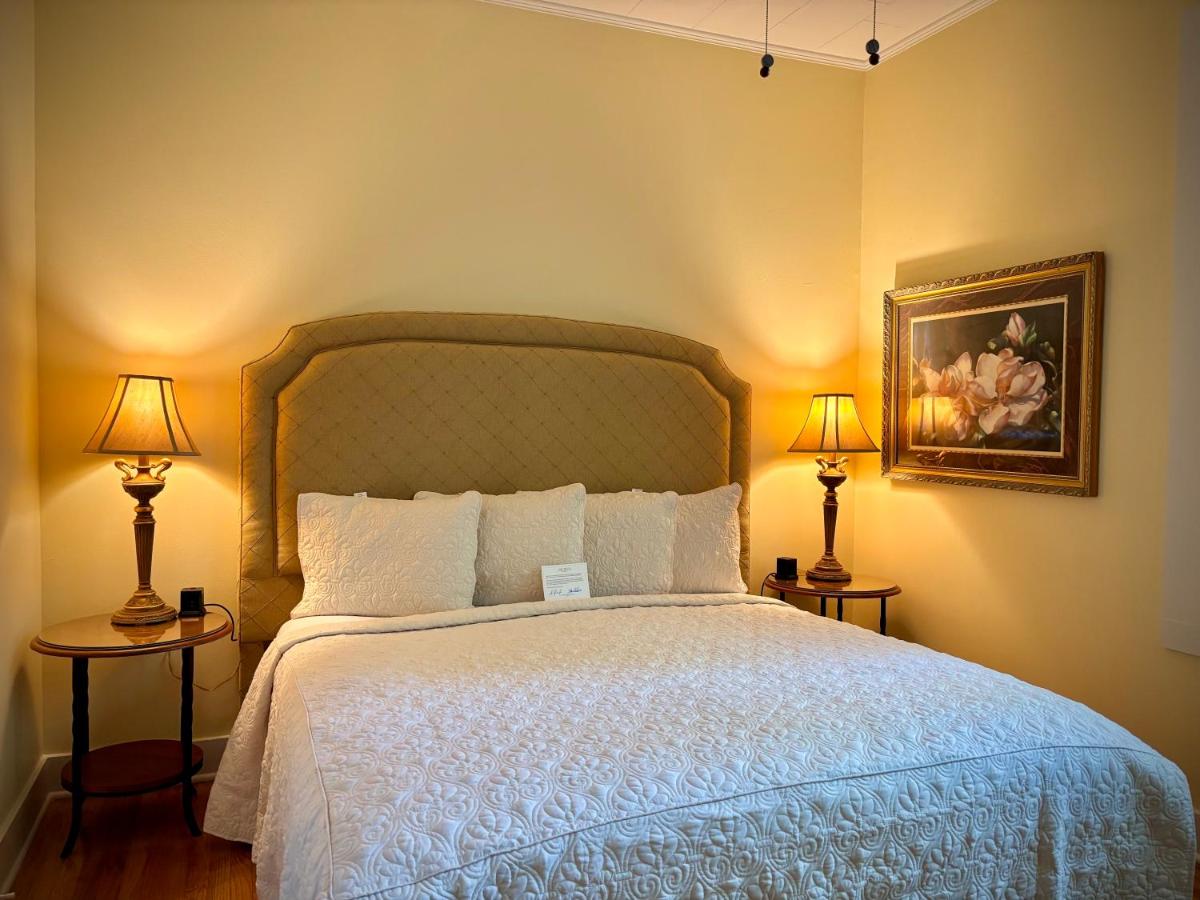 Anchuca Historic Mansion & Inn — photo 17