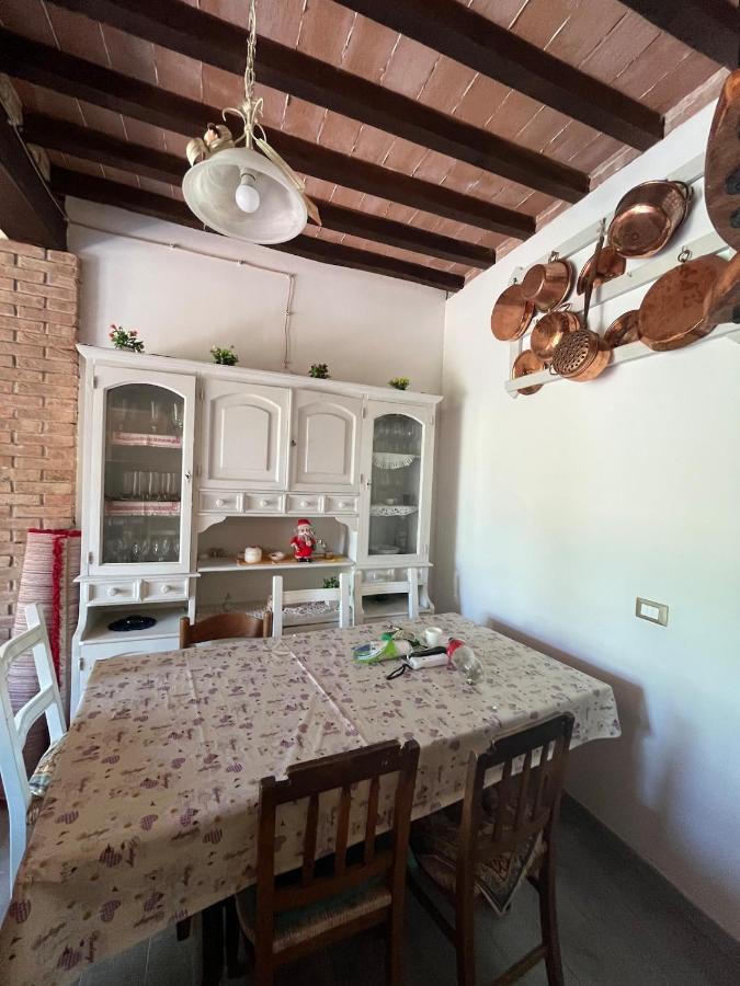 Rifugio tra gli olivi in campagna Toscana - 5