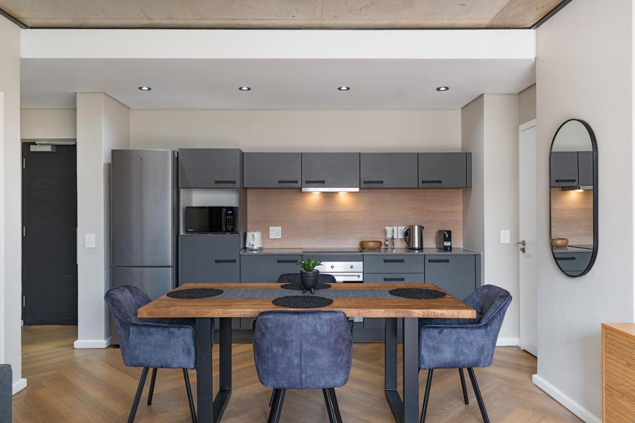 Bridgewater One 309 - 4