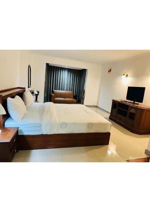 Omni Tower Nana- Fully Furnished Apartments Bangkok - 4