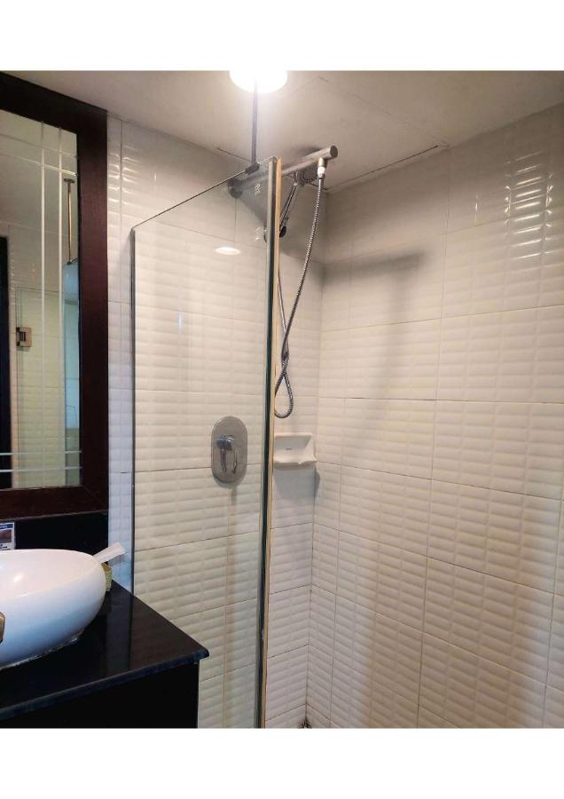 Omni Tower Nana- Fully Furnished Apartments Bangkok - 5