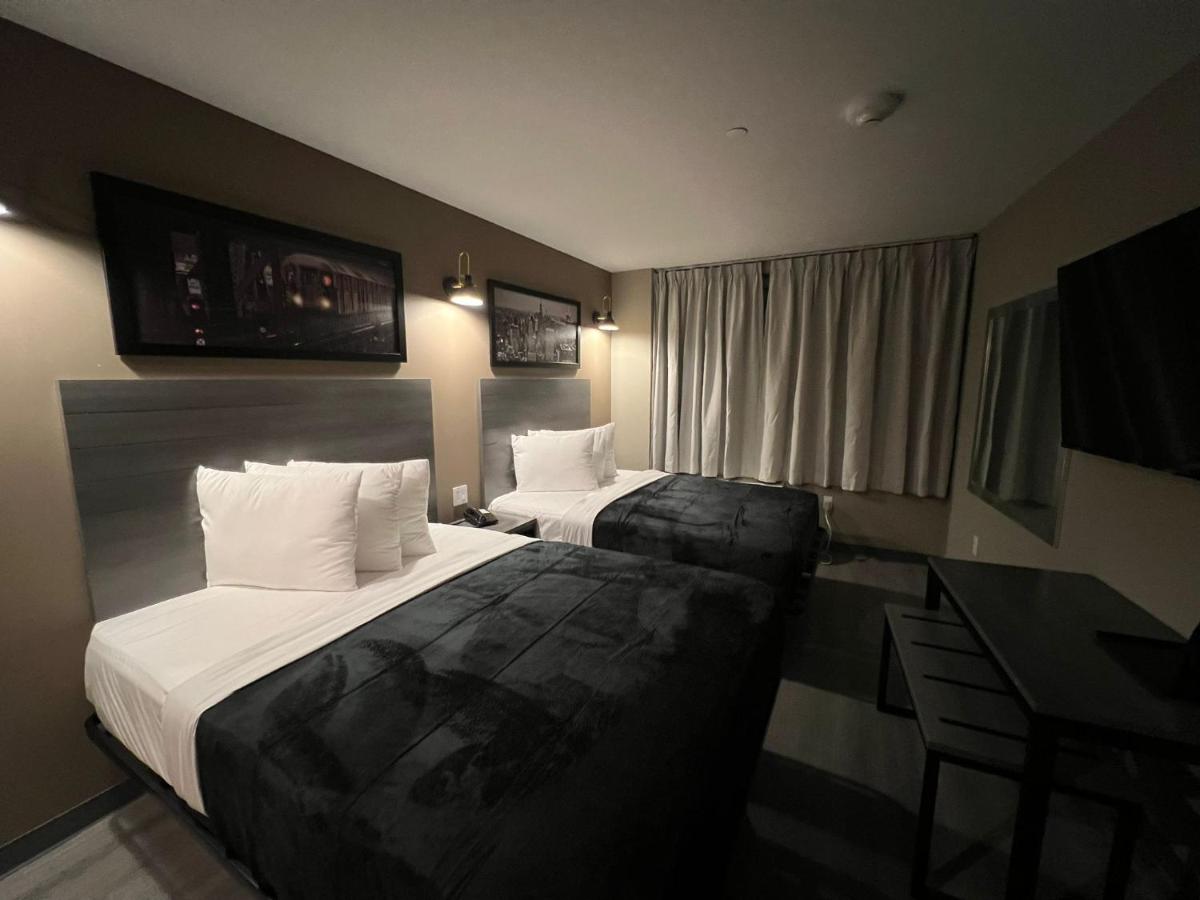 LIV Hotel Bronx - Newly Built — photo 13