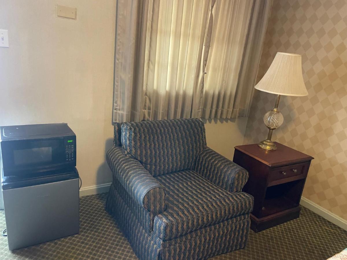 Travelers Motel — photo 12
