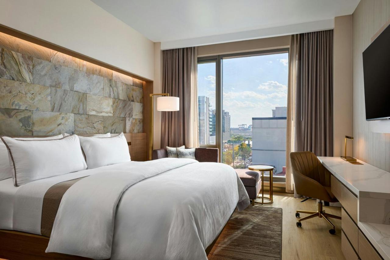 The Westin Flushing LaGuardia Airport - 2