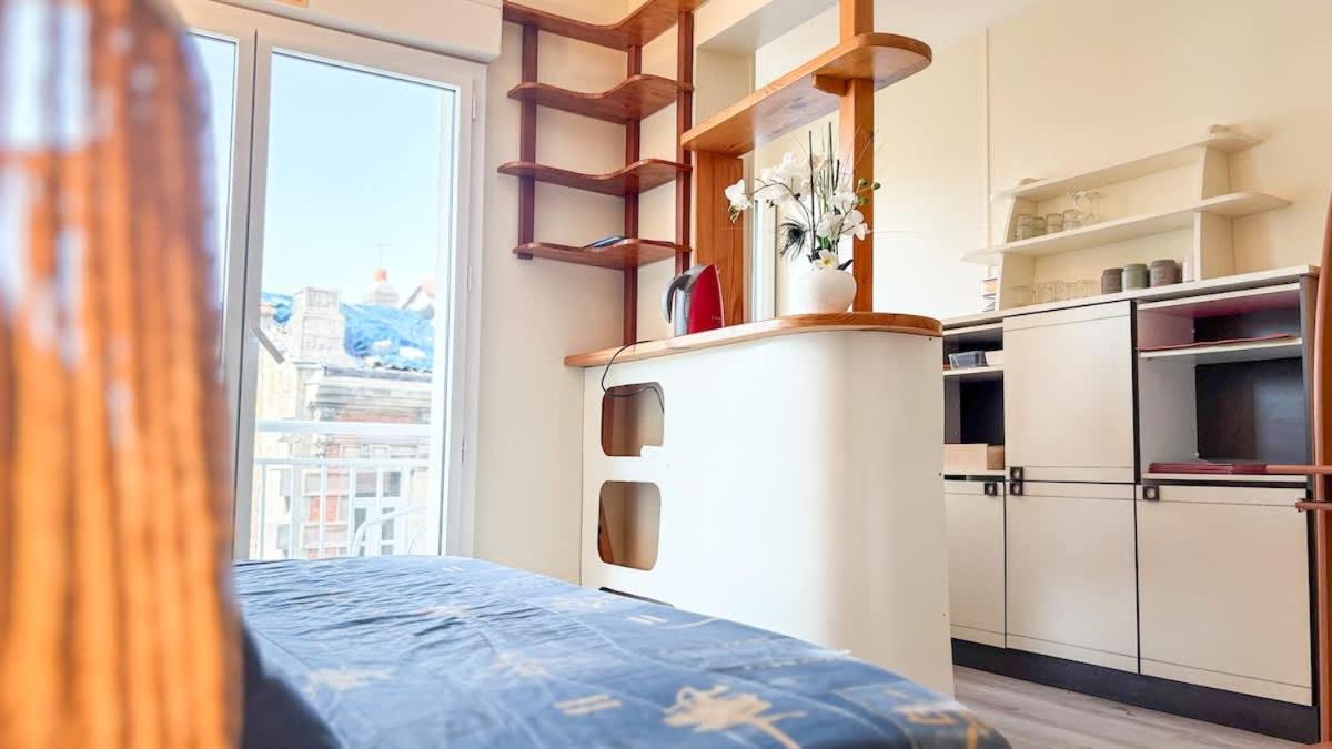 Cozy City apartement with Balcony - 2