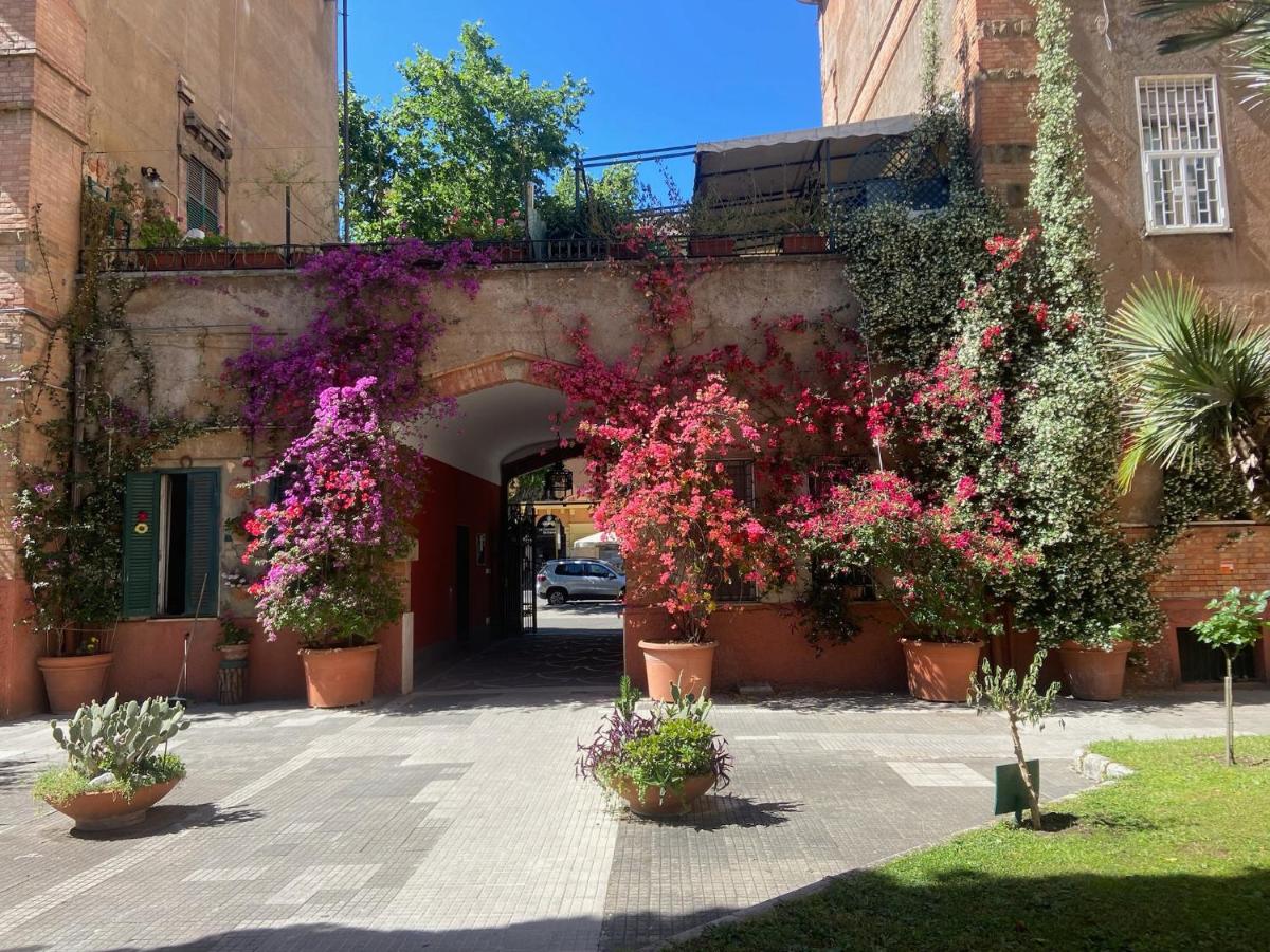 Dimora del Papa — quarto