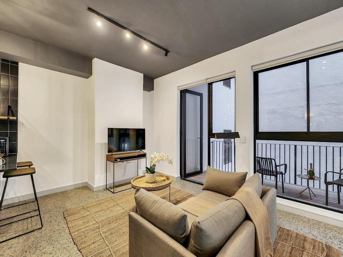 Spacious, balcony, Rooftop pool, balcony, AC - 3