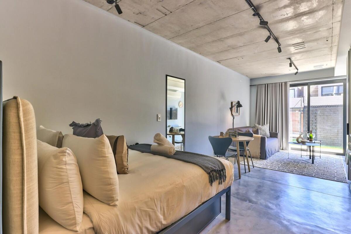 Ideal work from homestudio in new development - 5