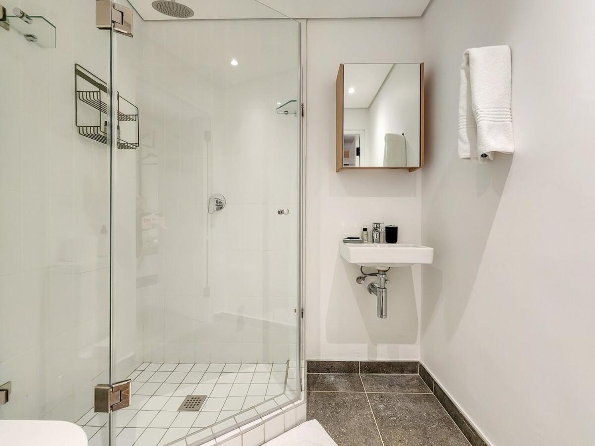 Seaside, Modern Luxury Apartment - 3