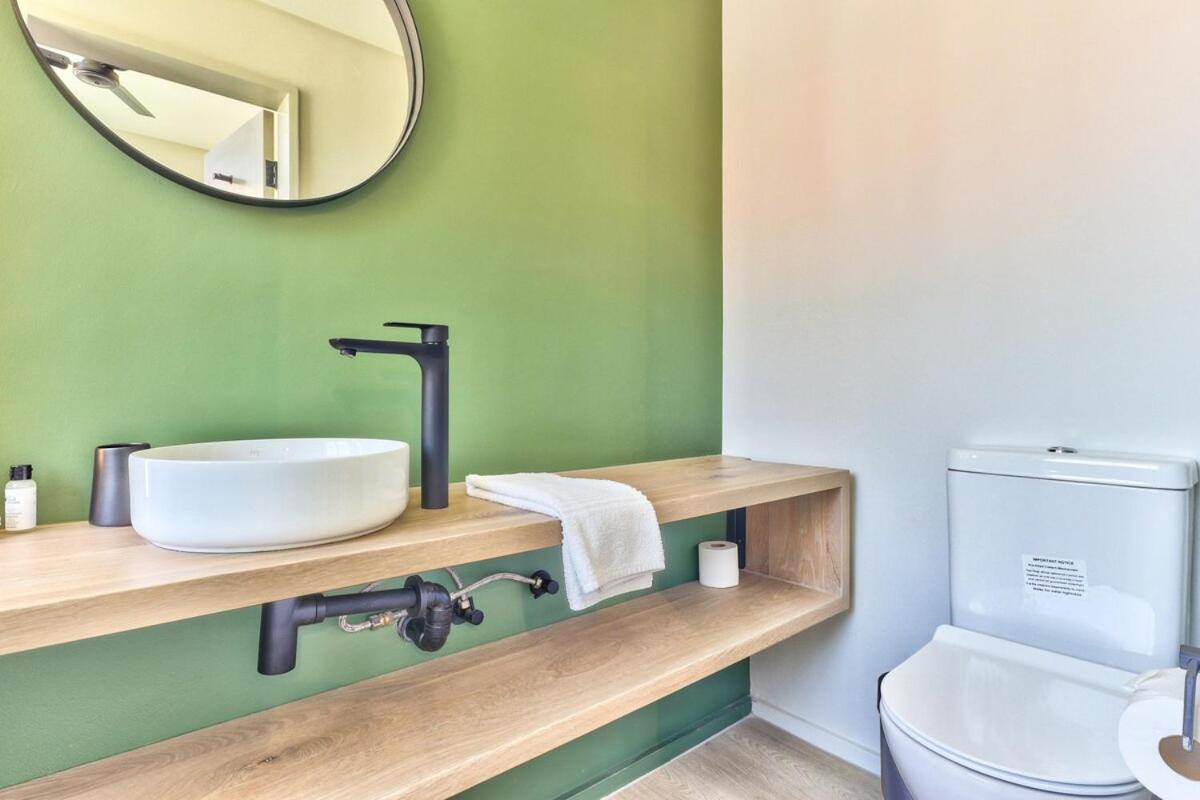 Modern, Sunfilled Urban Apt at The Harri w/views - 3