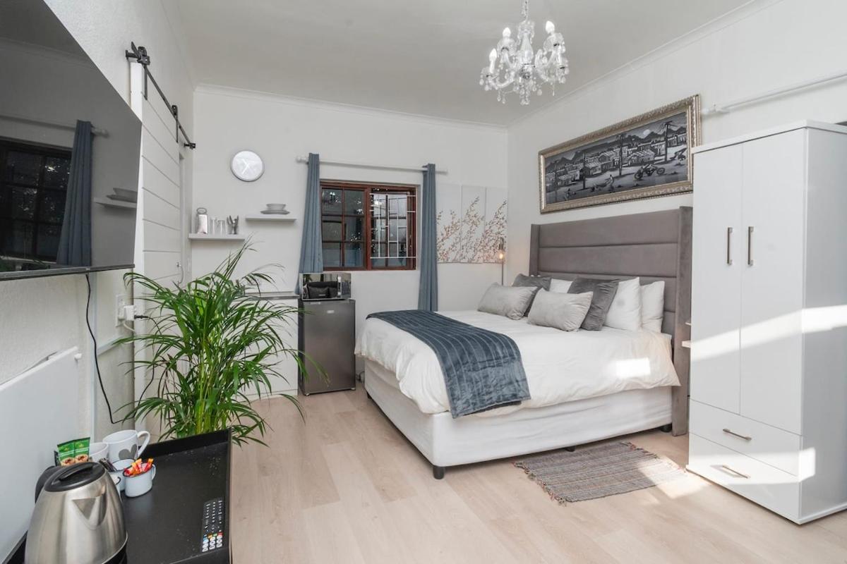 Platinum Haven Aparment in Milnerton - 2