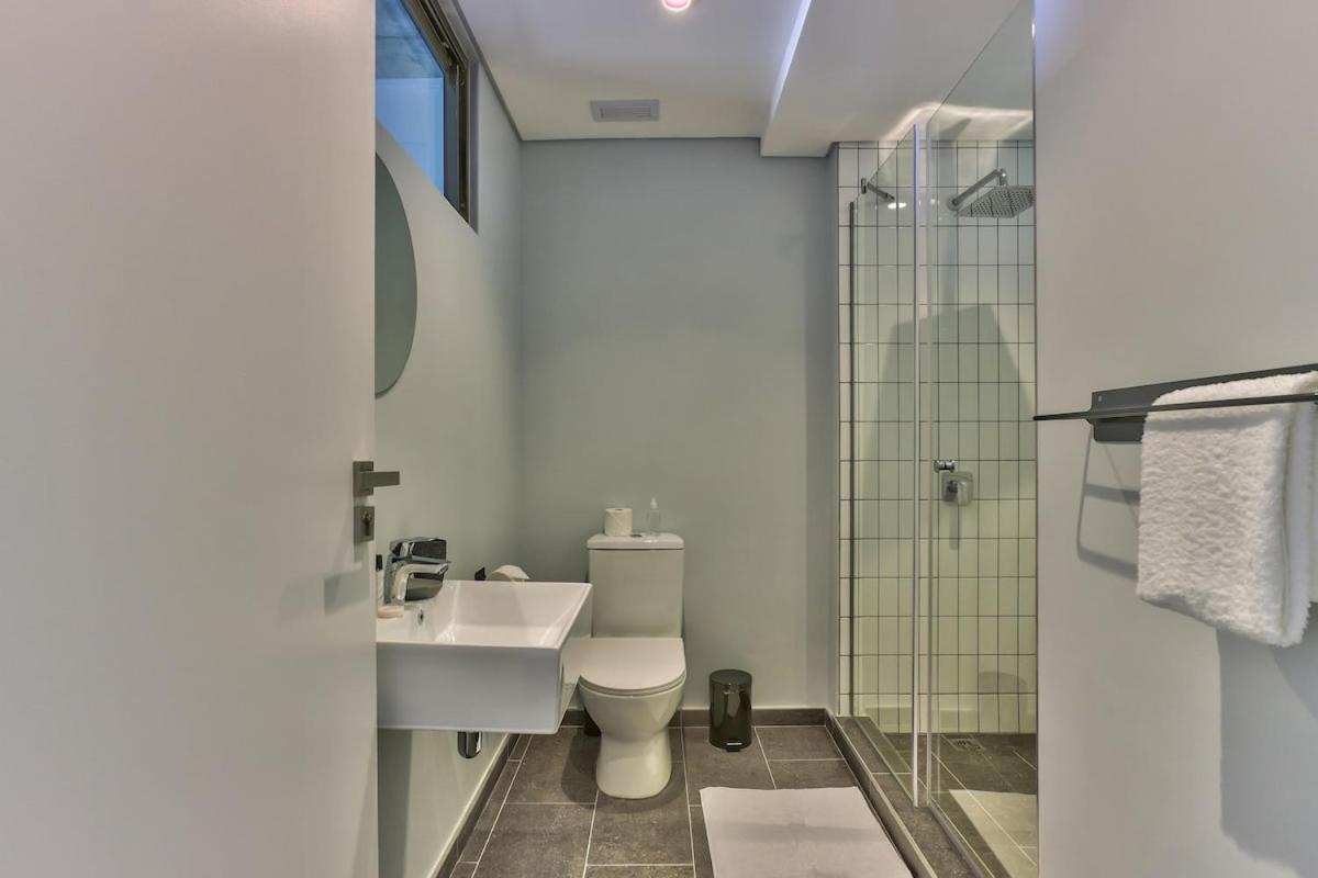 Secure fast wifi communal pool- lone ranger lux - 4