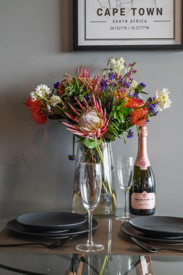 Classy Apartment Boasting Breathtaking Views - 4