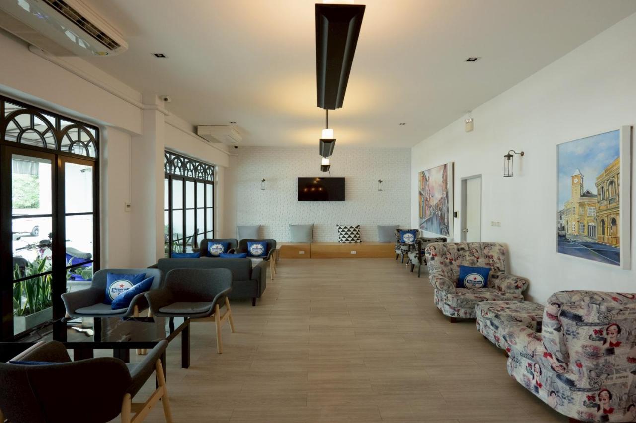 Surachet at 257 Boutique House - 5