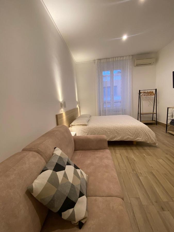 Dimora Vaticano Rome Apartments - 2