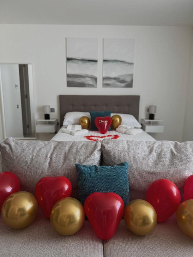 18th Floor Luxury Studio