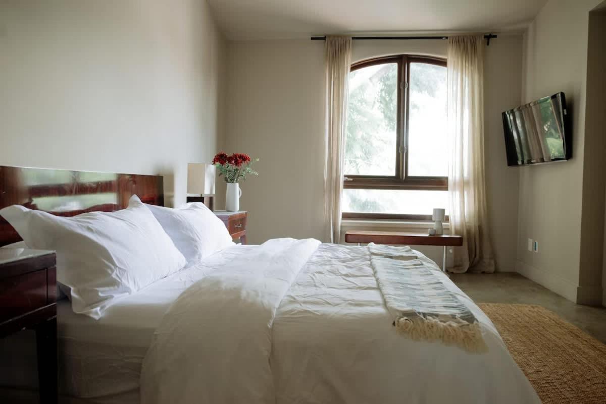 Stylish Penthouse in West Hollywood - 3