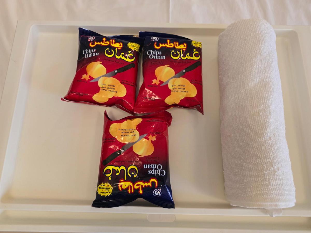 Airy and Bright Near DIFC and the Subway - 4