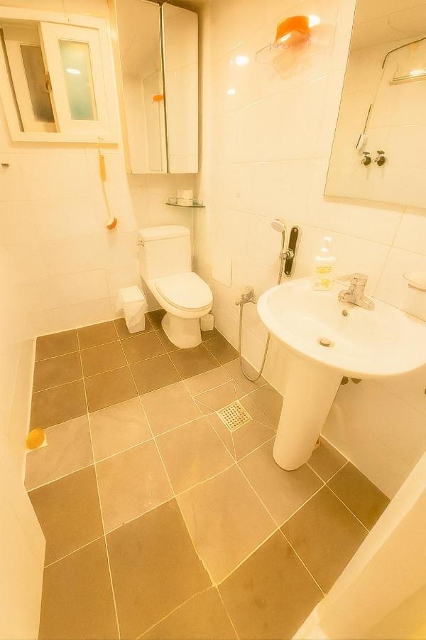 AREX # Queen Bed 5 #10 people # Airport Railway Station # Triple Station # Hong dae # seoul #3room # DMC # bnb - 3