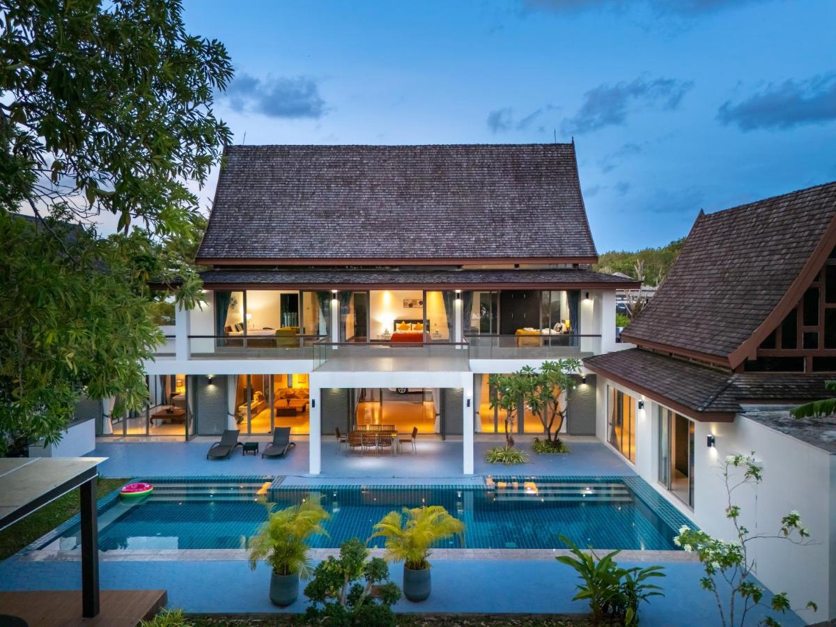 Bang Tao 6-bedroom large private pool modern Balinese style leisure holiday villa BBQ family group the park