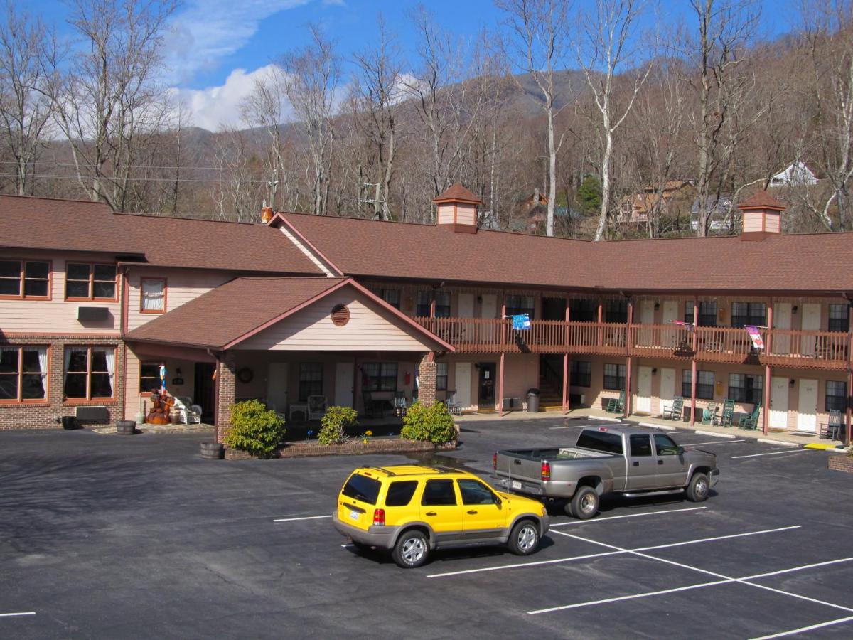 Jonathan Creek Inn — photo 9