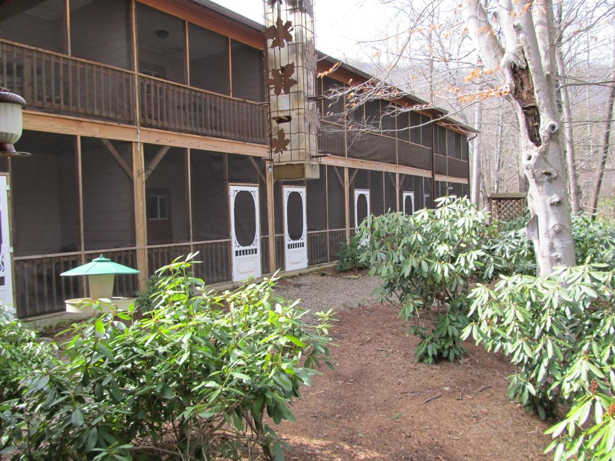 Jonathan Creek Inn — photo 13