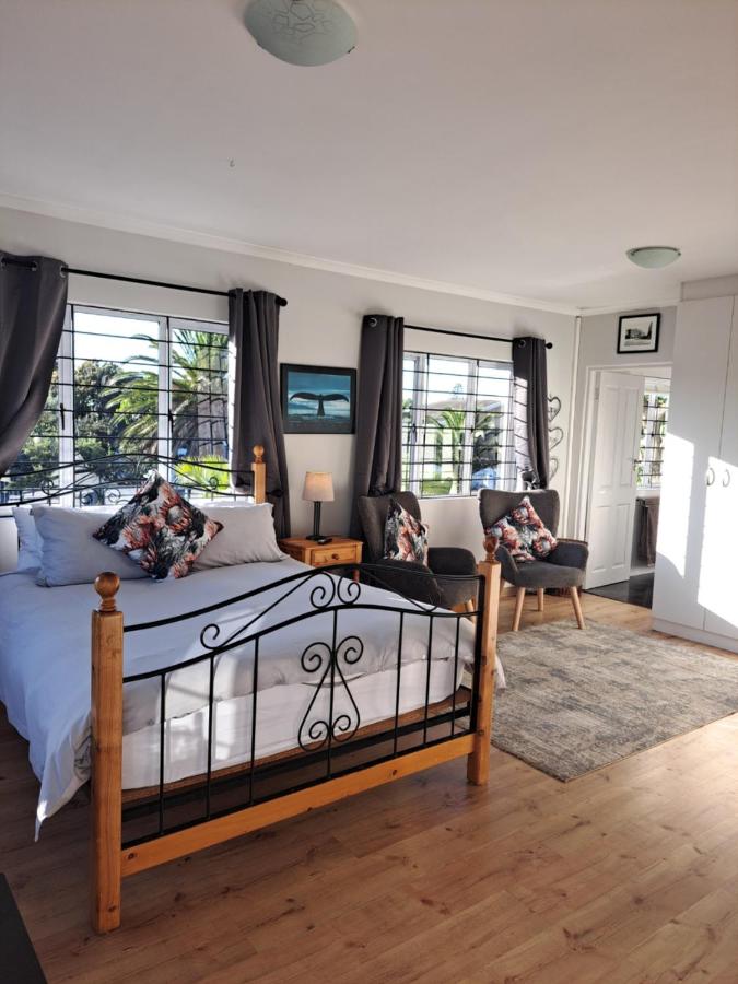 Whale Tale near Kite Beach