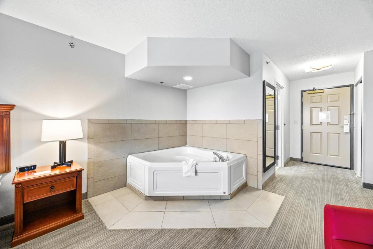 Independence Stay Hotel & Suites — photo 18