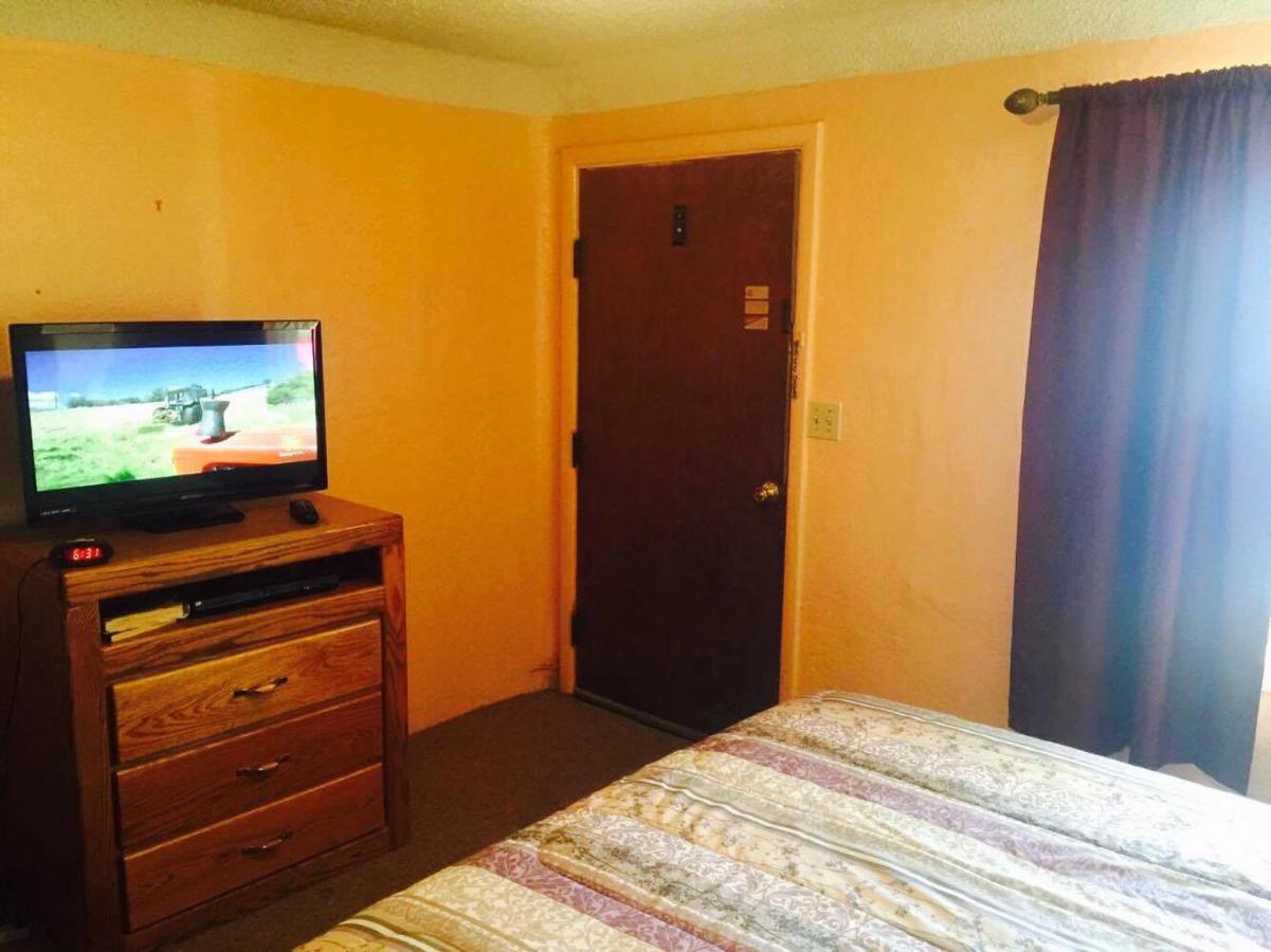 Chemult Motel — photo 24